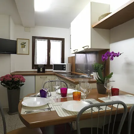 Apartment Topazio *
